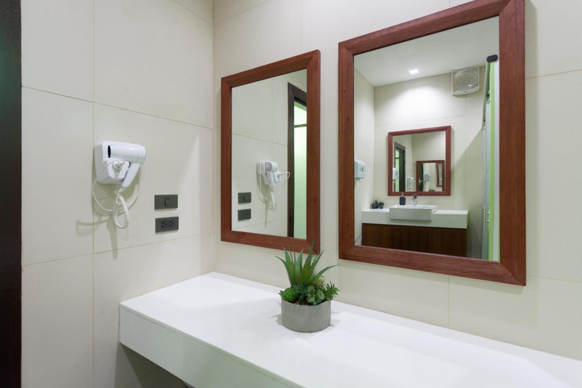 Sound Gallery House - Sha Plus Phuket Екстериор снимка