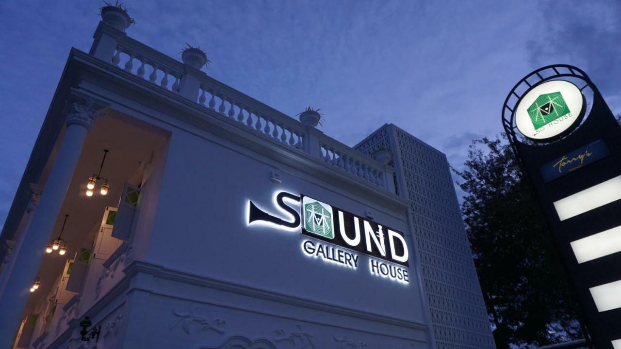 Sound Gallery House - Sha Plus Phuket Екстериор снимка
